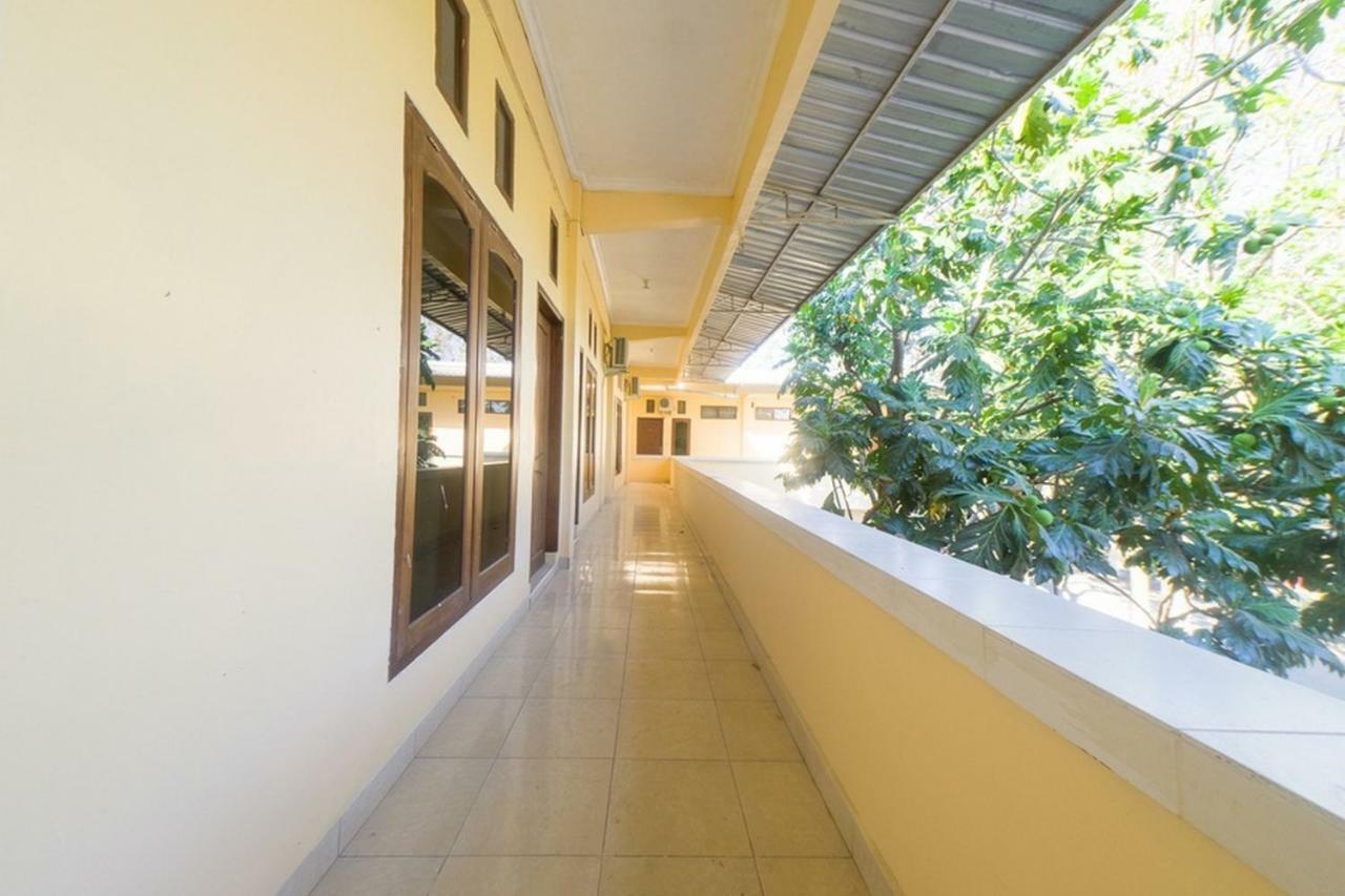 Reddoorz Near Nusa Cendana University Kupang  Exterior photo