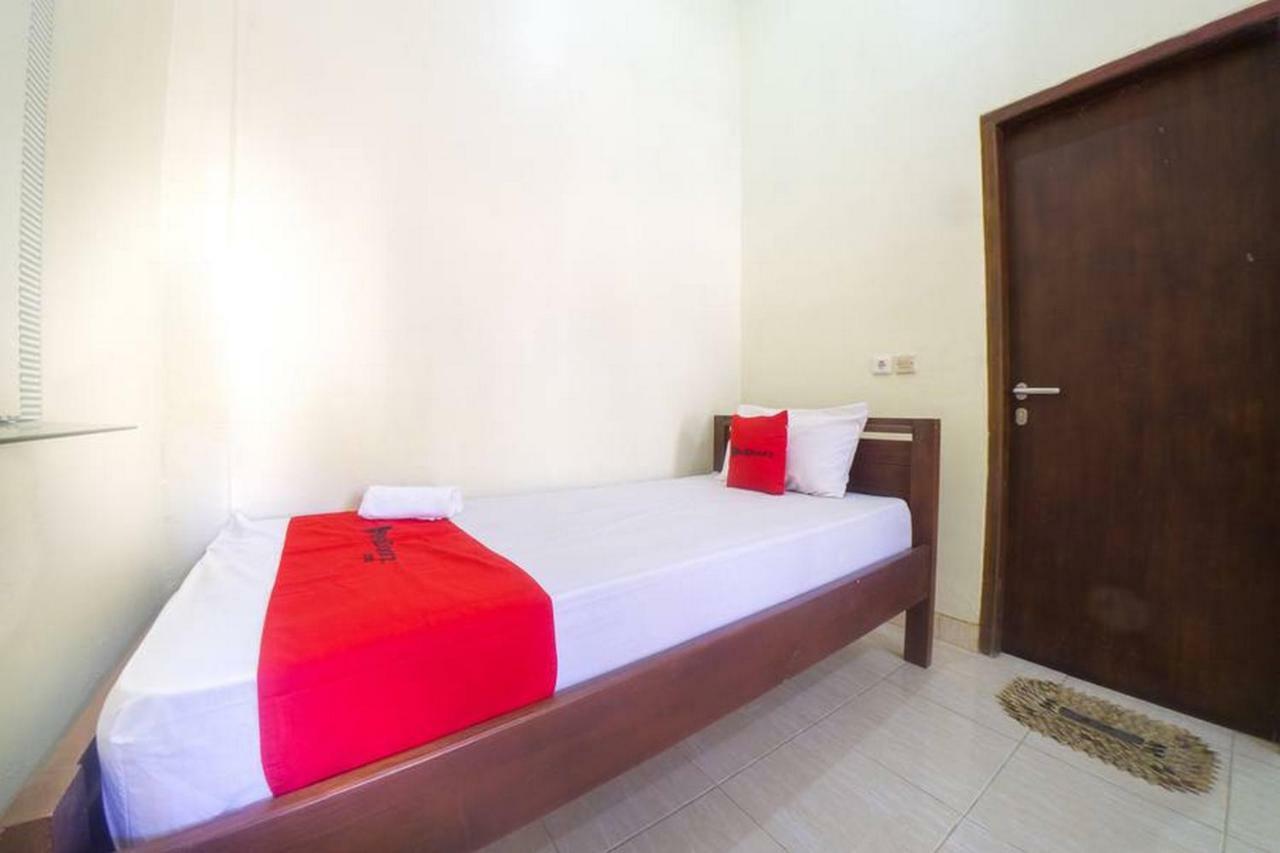 Reddoorz Near Nusa Cendana University Kupang  Exterior photo