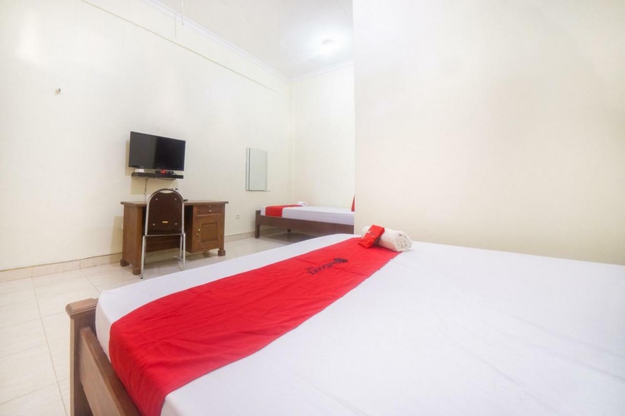 Reddoorz Near Nusa Cendana University Kupang  Exterior photo