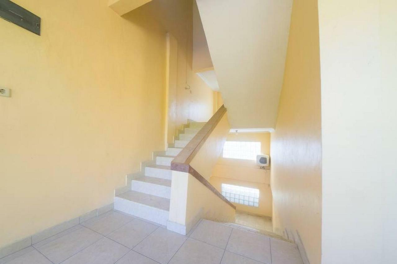 Reddoorz Near Nusa Cendana University Kupang  Exterior photo